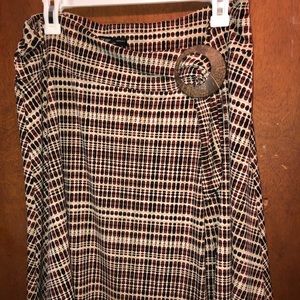 Patterned New York & Company Skirt
